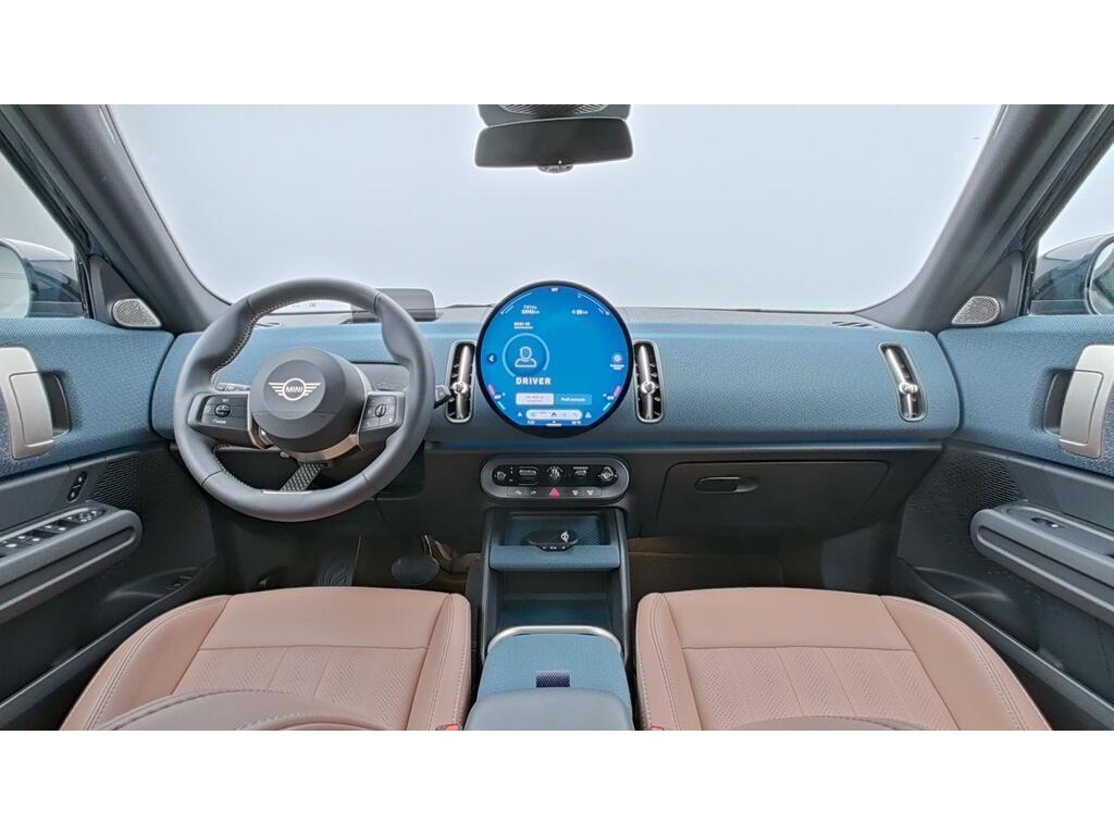 MINI Cooper C Countryman Favoured