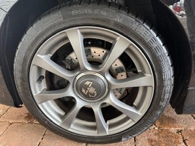 Abarth 595 PDC Klimaautom. DAB NAVI Scheckh. NUR 7.300 KM