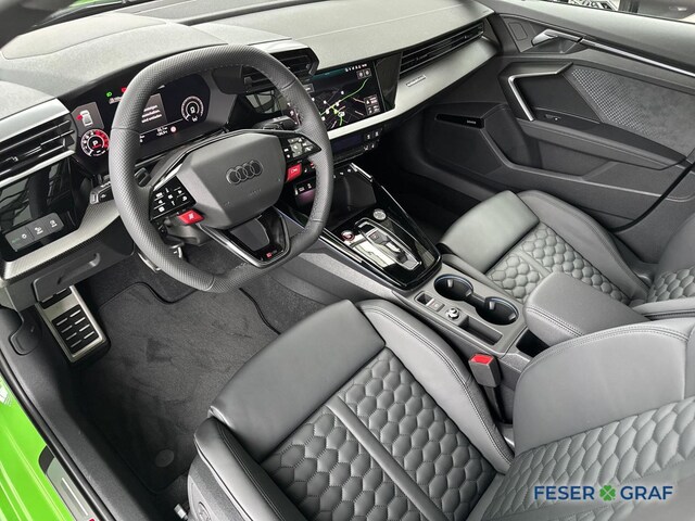 Audi RS3 Quattro S-Tronic Sedan