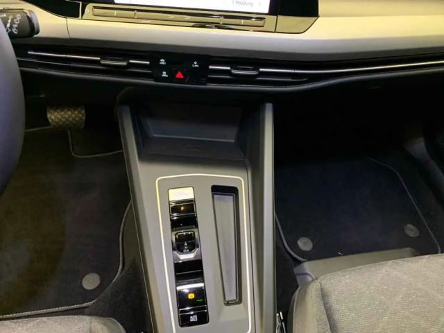 Volkswagen Golf 1.5 eTSI DSG Golf VIII Life