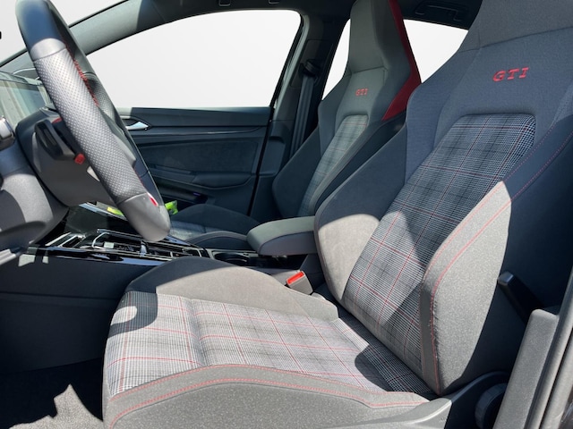 Volkswagen Golf 2.0 TSI DSG GTI