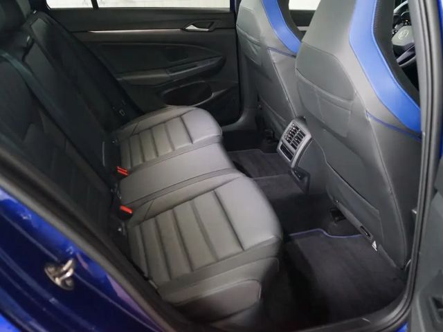 Volkswagen Golf 2.0 TSI Golf VIII Variant