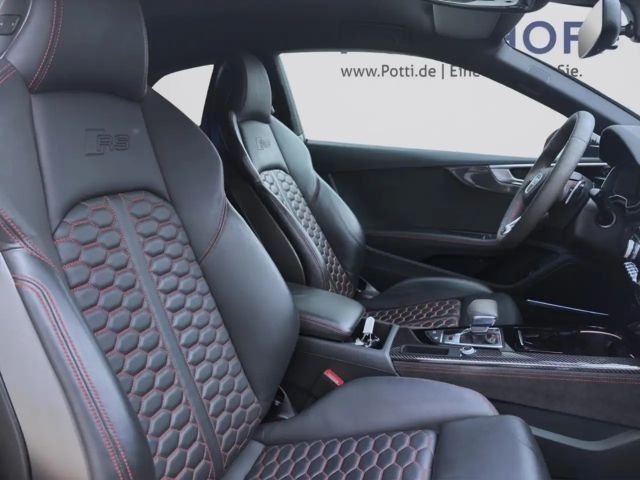 Audi RS5 Coupé Quattro