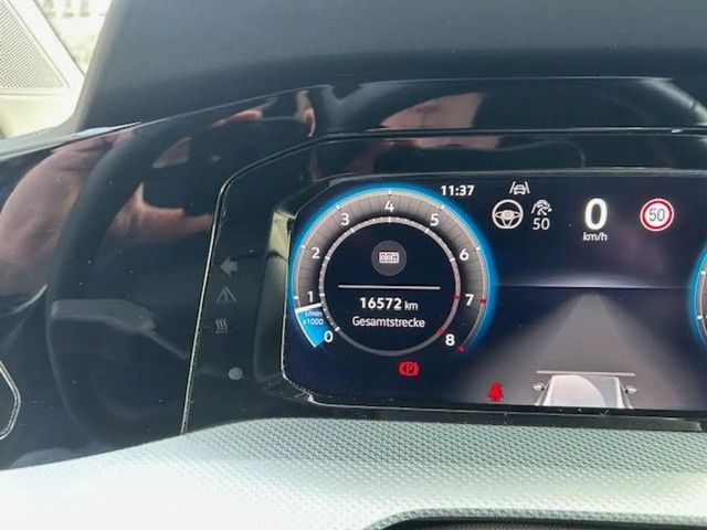 Volkswagen Golf 1.5 TSI Golf VIII