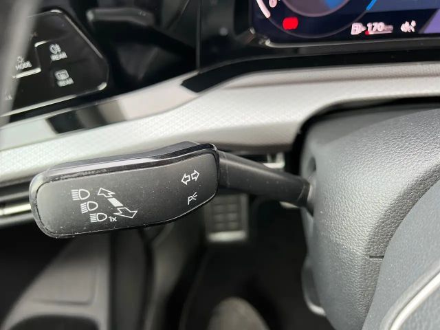 Volkswagen Golf 1.5 TSI Life