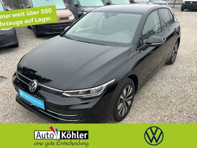 Volkswagen Golf 1.5 eTSI