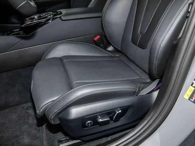 BMW M5 Touring Comf.Pak. PANO ACC AHK 360°KAM RFK LED