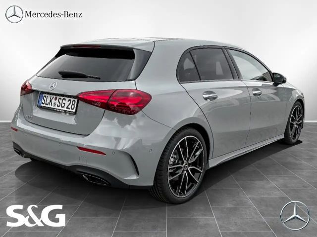 Mercedes-Benz A 180 AMG Line