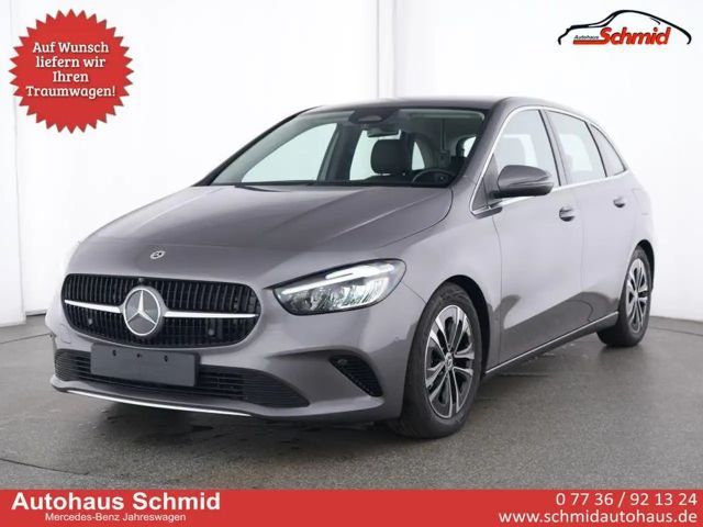 Mercedes-Benz B 200 Progressive Sedan