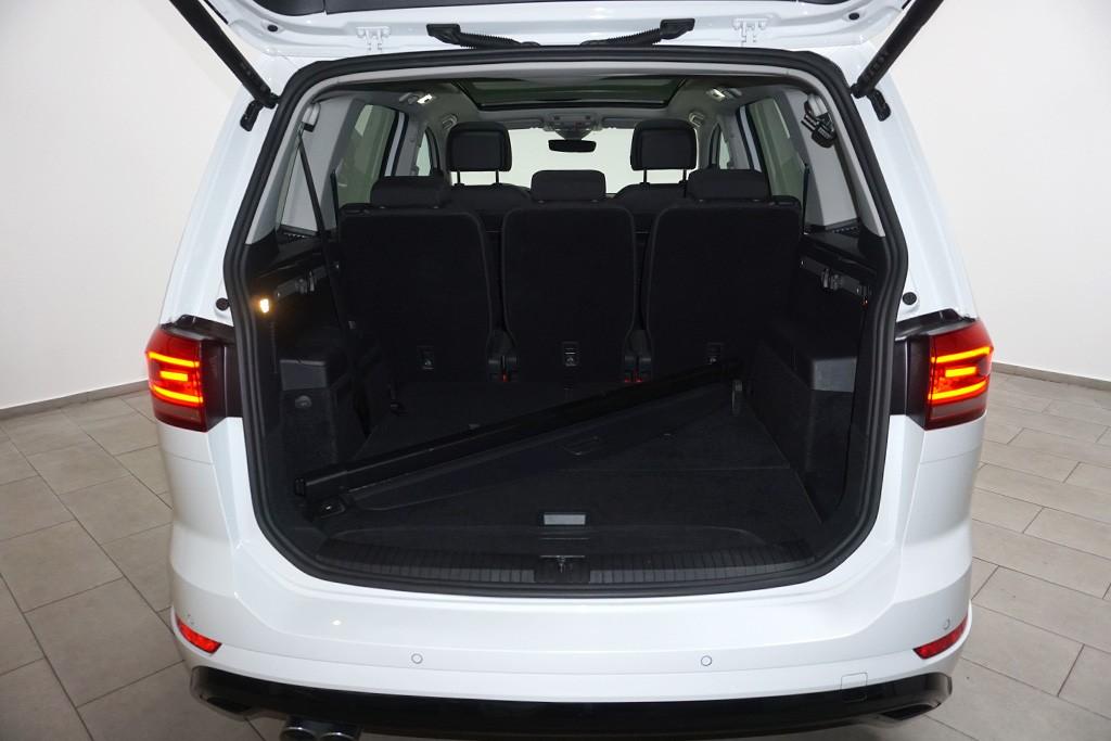 Volkswagen Touran 2.0 TDI DSG R-Line