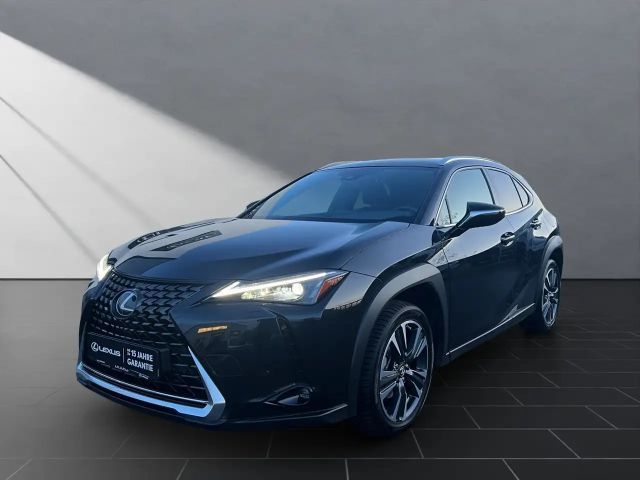 Lexus UX 250h