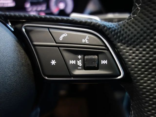 Audi A3 30 TFSI S-Line S-Tronic Sedan