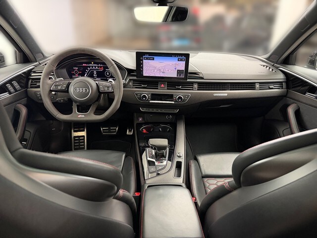 Audi RS4 Avant Quattro