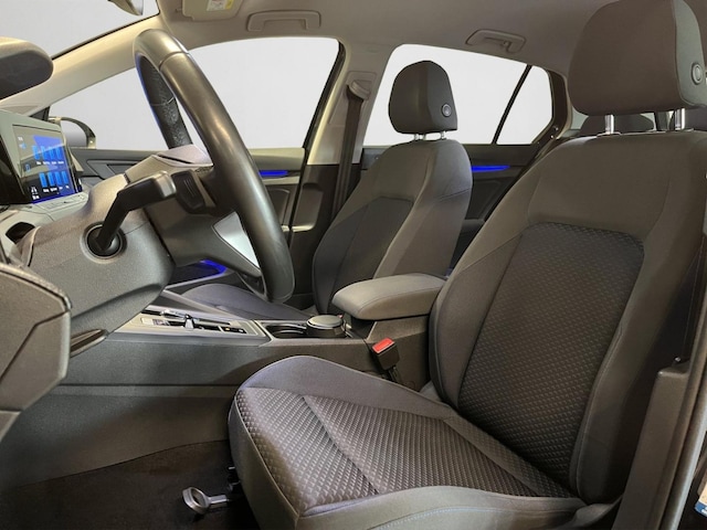 Volkswagen Golf 2.0 TDI DSG Golf VIII