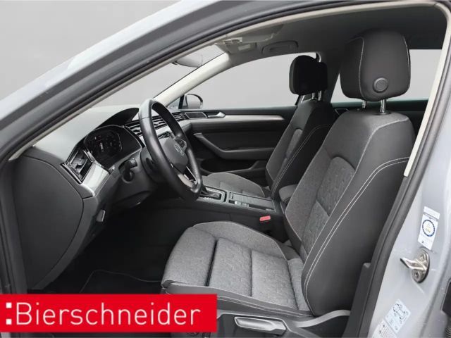 Volkswagen Passat 1.5 TSI Business DSG Variant