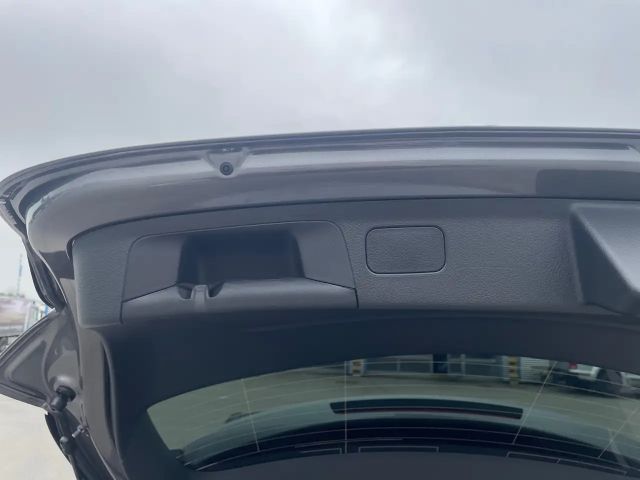 Mercedes-Benz A 180 Hatchback