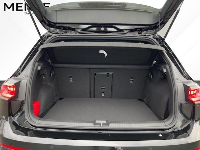 Volkswagen Golf 1.5 eTSI DSG