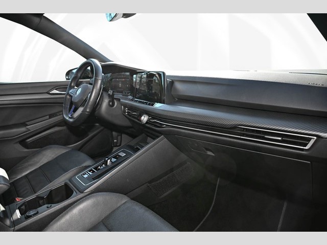 Volkswagen Golf 2.0 TSI DSG Golf VIII