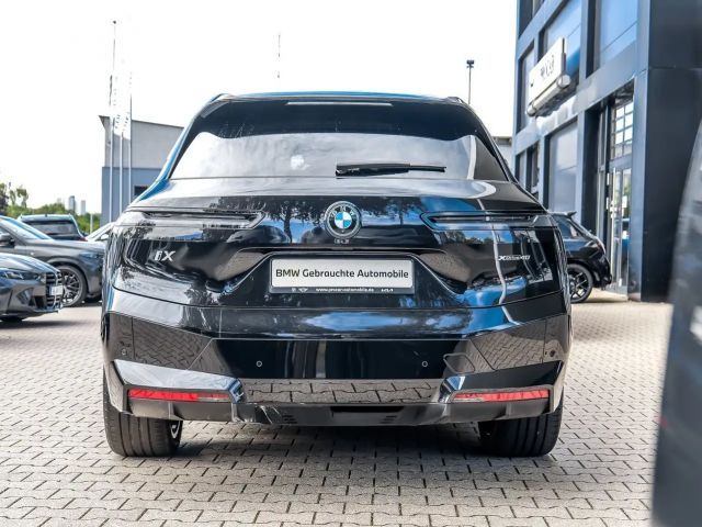 BMW iX xDrive40