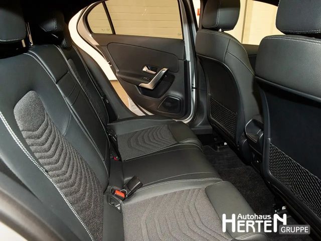 Mercedes-Benz A 180 Progressive