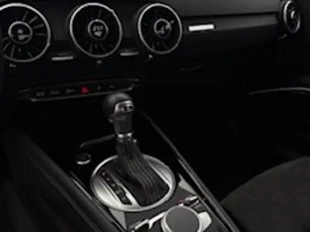 Audi TT 40 TFSI Cabriolet S-Line