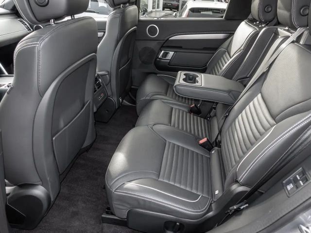 Land Rover Discovery D300 Dynamic HSE