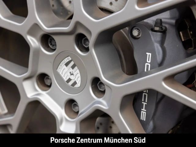 Porsche 992 Carrera Coupé