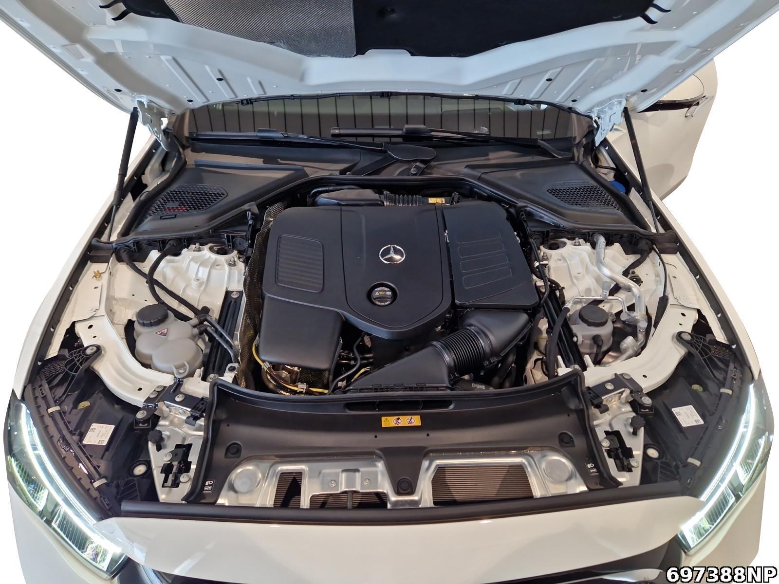 Mercedes-Benz E 200 AVANTGARDE Estate