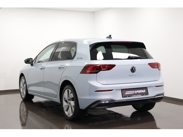 Volkswagen Golf 1.5 eTSI DSG