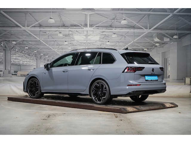 Volkswagen Golf 1.5 eTSI R-Line Variant