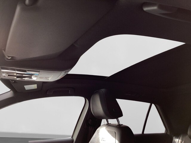 Volkswagen T-Roc 1.5 TSI DSG R-Line