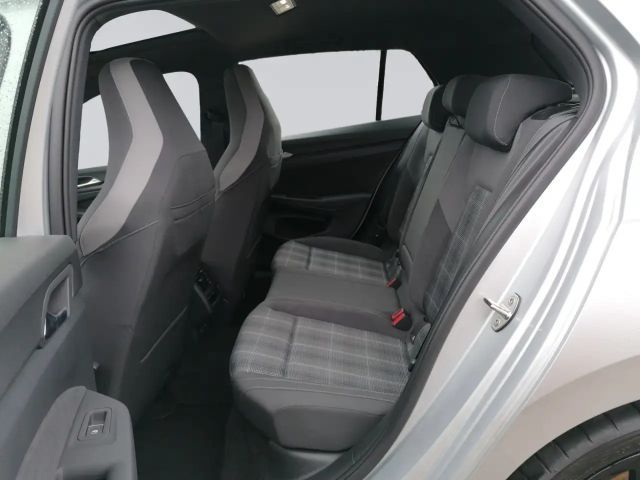 Volkswagen Golf DSG GTD Golf VIII Style