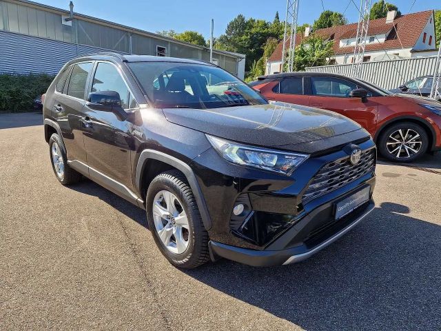 Toyota RAV4 4x2 Business Hybride
