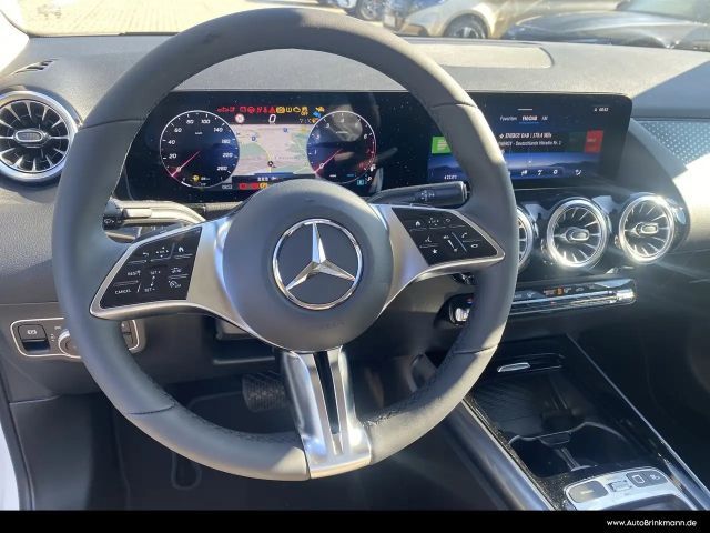 Mercedes-Benz GLA 180 Progressive