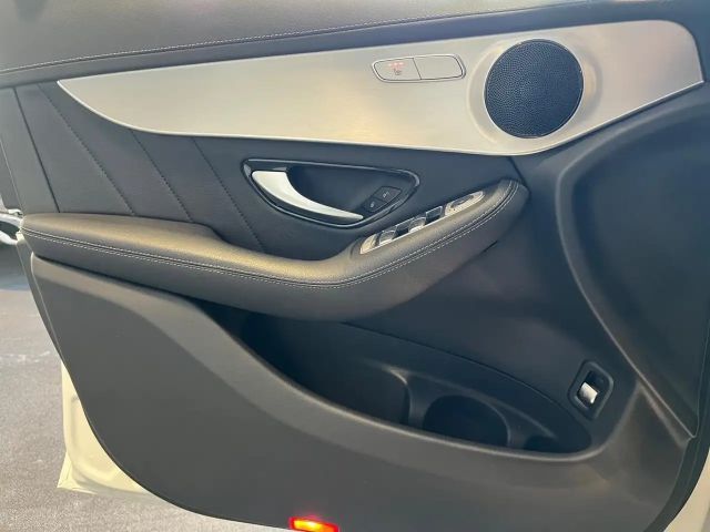 Mercedes-Benz GLC 300 4MATIC AMG Line