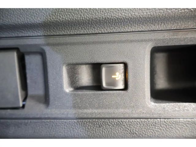 Volkswagen Passat 2.0 TDI Business DSG Variant