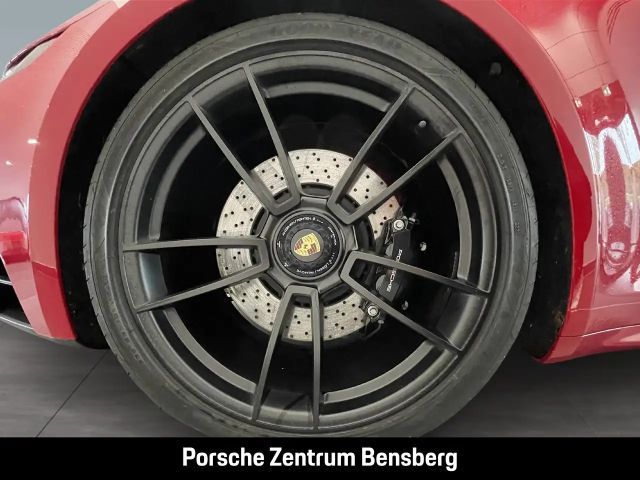 Porsche 992 4 Cabrio GTS Targa