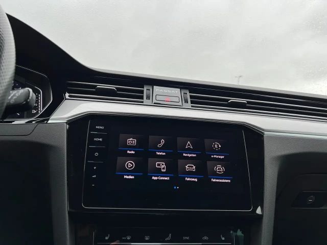 Volkswagen Passat DSG GTE Variant