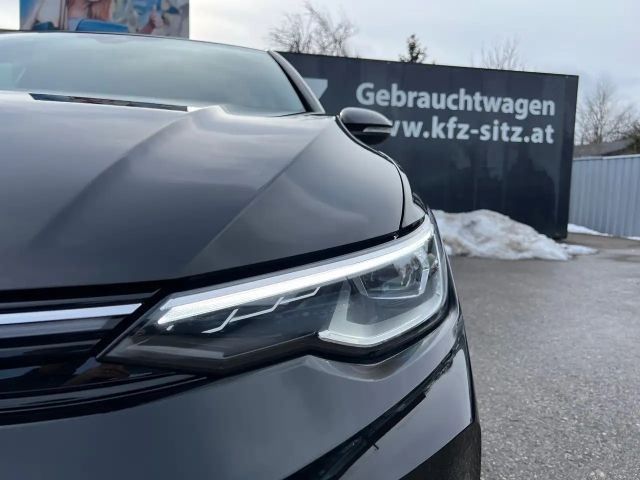 Volkswagen Golf ACT Plus