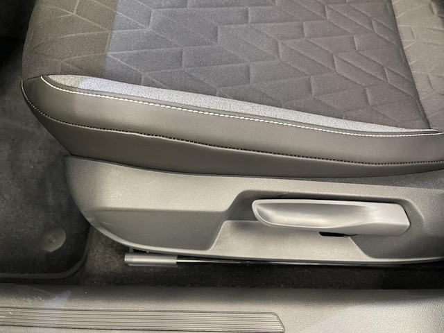 Volkswagen Polo 1.0 l 5-Gang IQLight Navi Virtual LED