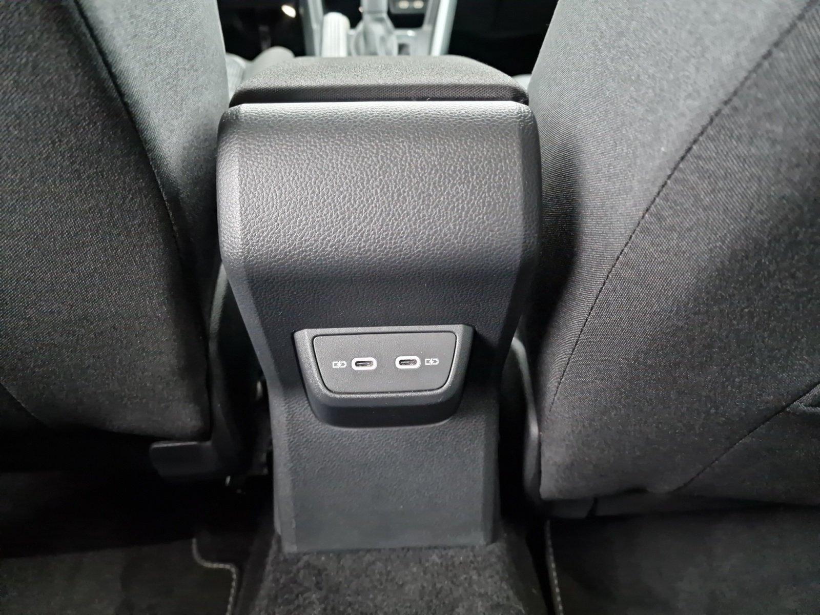 Volkswagen Taigo 1.5 TSI R-Line