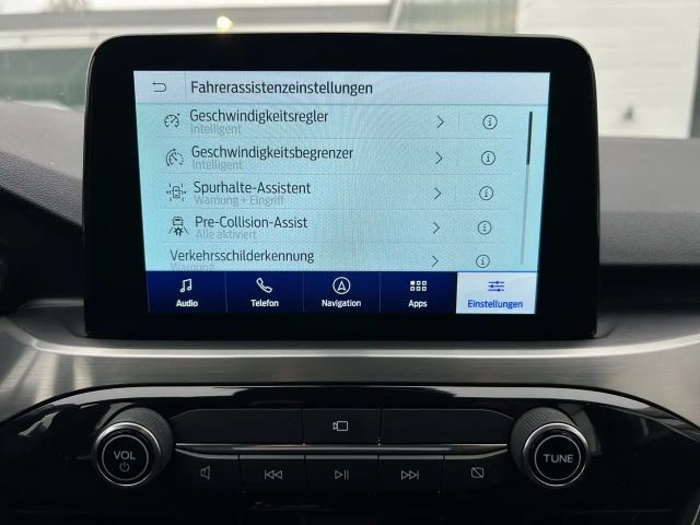 Ford Kuga Plug in Hybrid Titanium