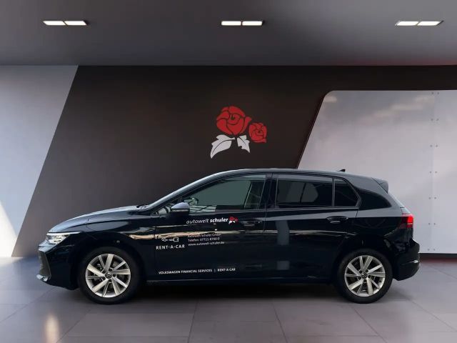 Volkswagen Golf Life Plus