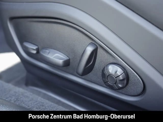 Porsche Panamera 4 E-Hybrid