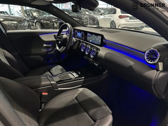 Mercedes-Benz A 250 4MATIC AMG Line