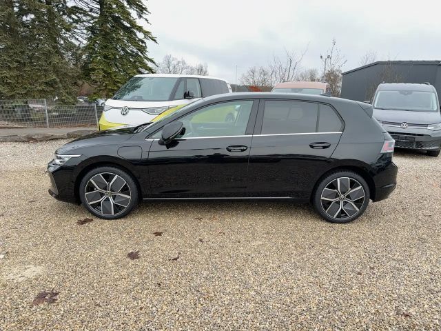 Volkswagen Golf Style eHybrid