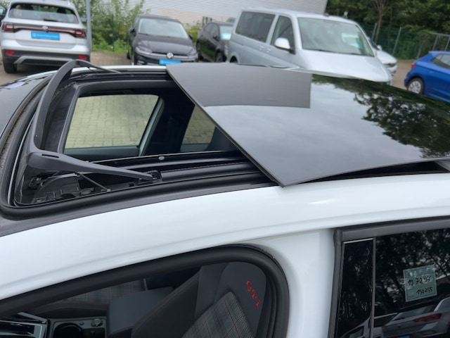 Volkswagen Golf 2.0 TSI DSG GTI