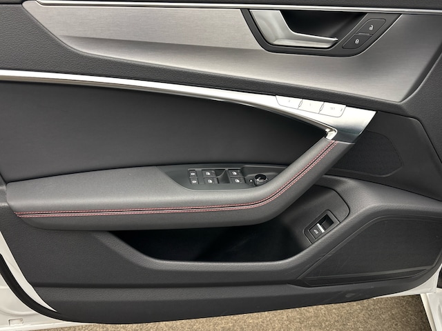 Audi S6 Avant Quattro