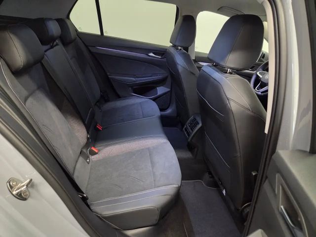 Volkswagen Golf DSG eHybrid