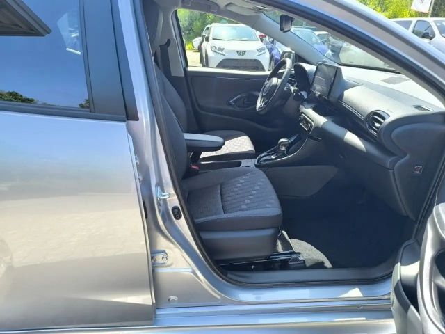 Toyota Yaris Hatchback Hybride VVT-i